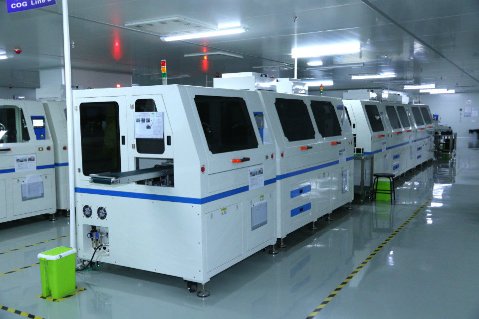液晶屏車間設(shè)備