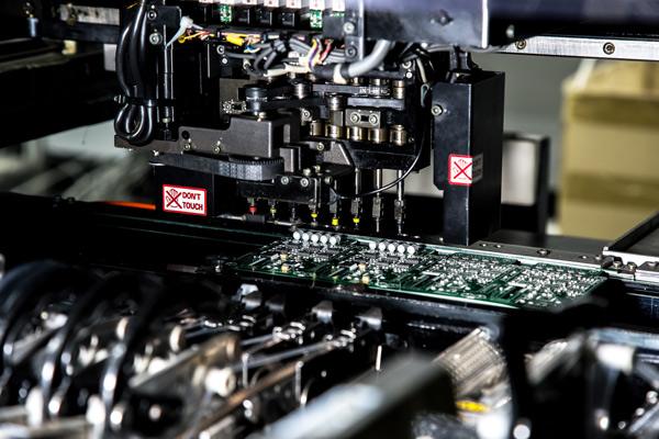 貼片機貼頭的組成