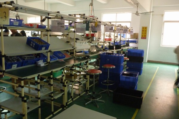 精益生產(chǎn)流線(xiàn)化生產(chǎn)工作臺(tái)的設(shè)計(jì)與建議